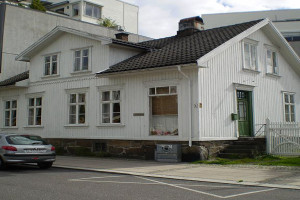 Bilde av Nyere bilde av Skolegata 3